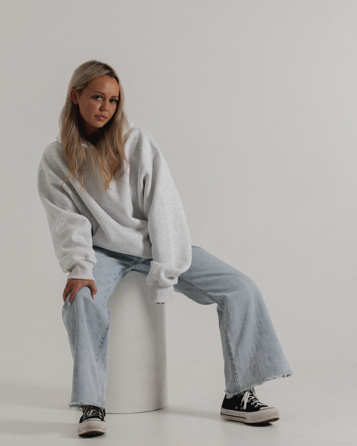 'SUNDAY' WHITE MARLE HOOD